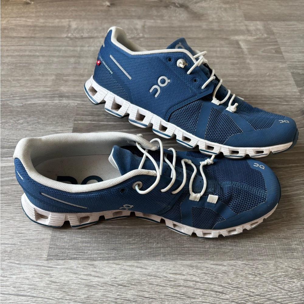 On Cloud5 in Denim/white